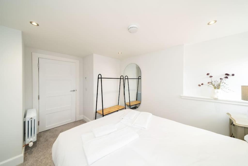 The Crescent, Aberdeen City Centre Apartment Экстерьер фото